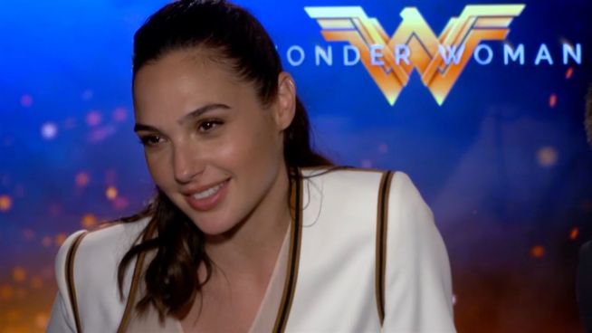 Wonder Woman: Gal Gadot findet ihre Brüste perfekt